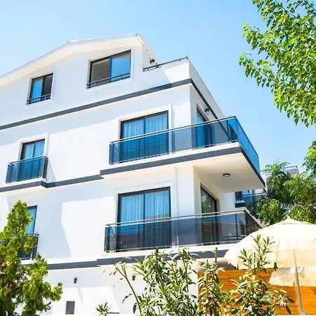 Kaya Apartment *
